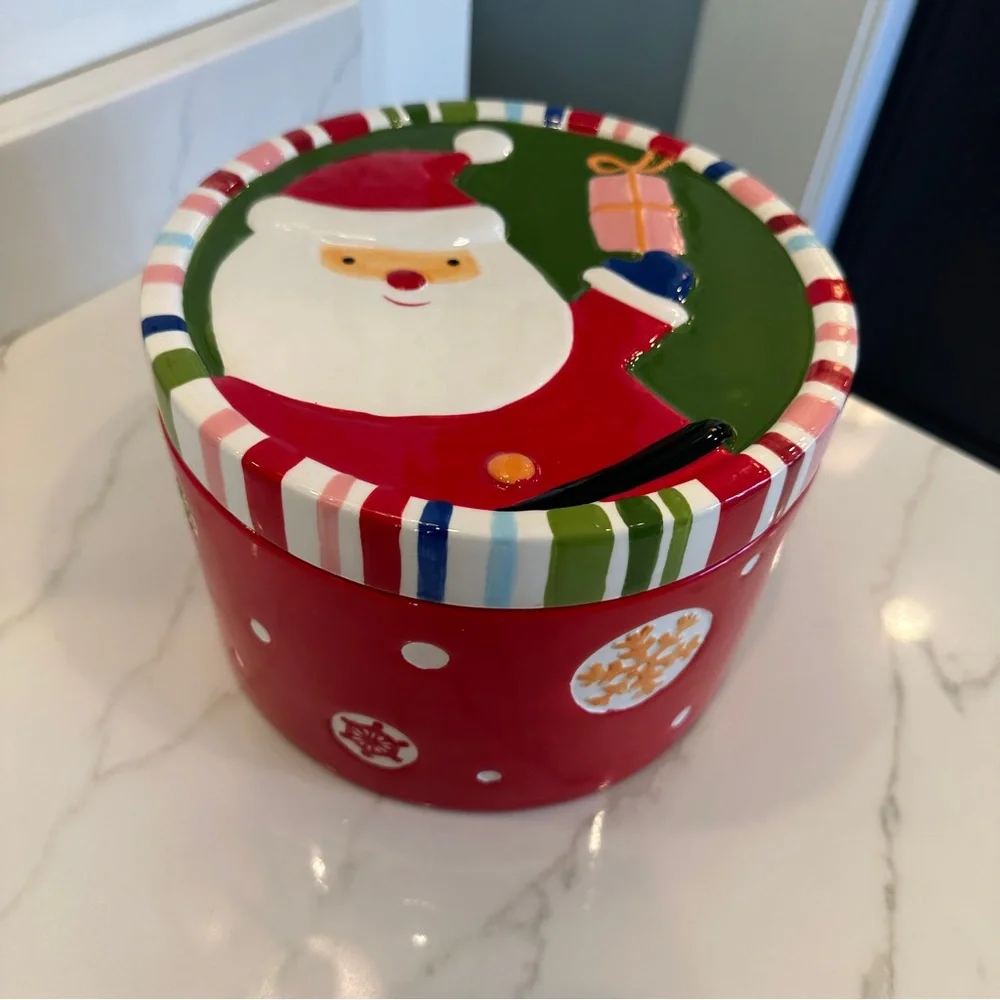 Target Home 2006 Ceramic Santa Claus Holiday Cookie Jar - Red and Green